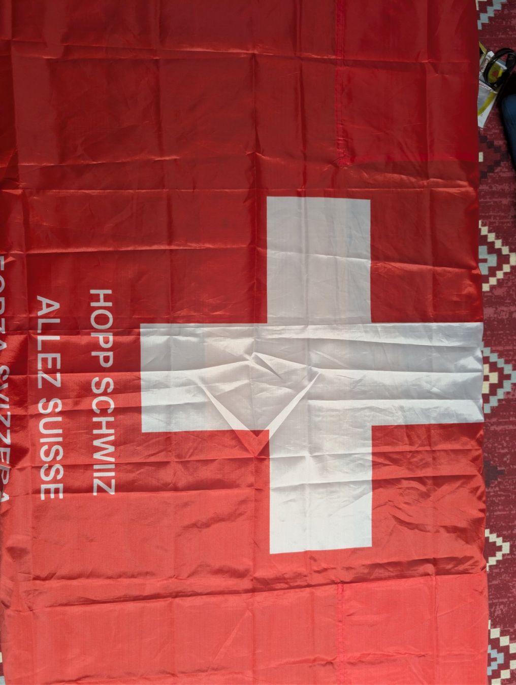 Bandiere: Hopp Schwiiz Körperfahne – Usato da Neuenhof venduto da mlw_w98j