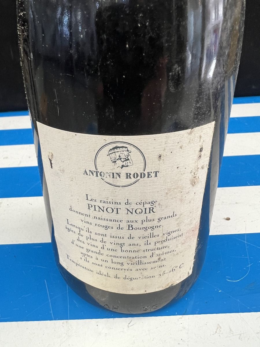 Vino: 1986 BOURGOGNE RODET  – Nuovo e nell'imballaggio originale da Genève venduto da Leboucheoreilles 5