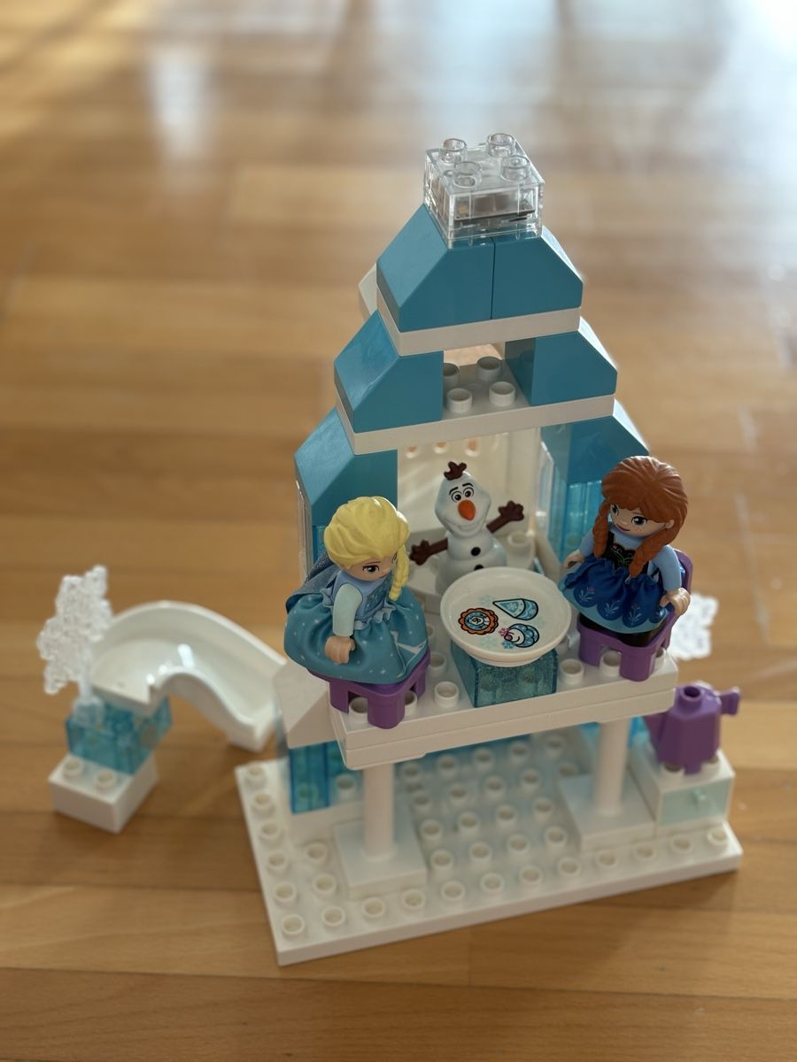 Lego Spielzeuge: LEGO Duplo Elsas Eispalast – Gebraucht aus Zürich von Stravag 1