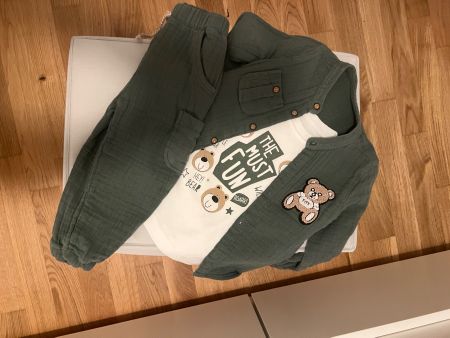 Baby Outfit Set, 18-24 Months, Green & White, Cute Bears!