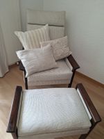 Sessel mit Hocker Holz braun Polster beige  Zustand gut