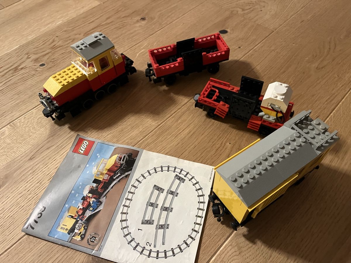 Lego Kit di costruzioni: Train marchandise Lego 7735 – Usato da Yverdon-les-Bains venduto da Fdurussel 4