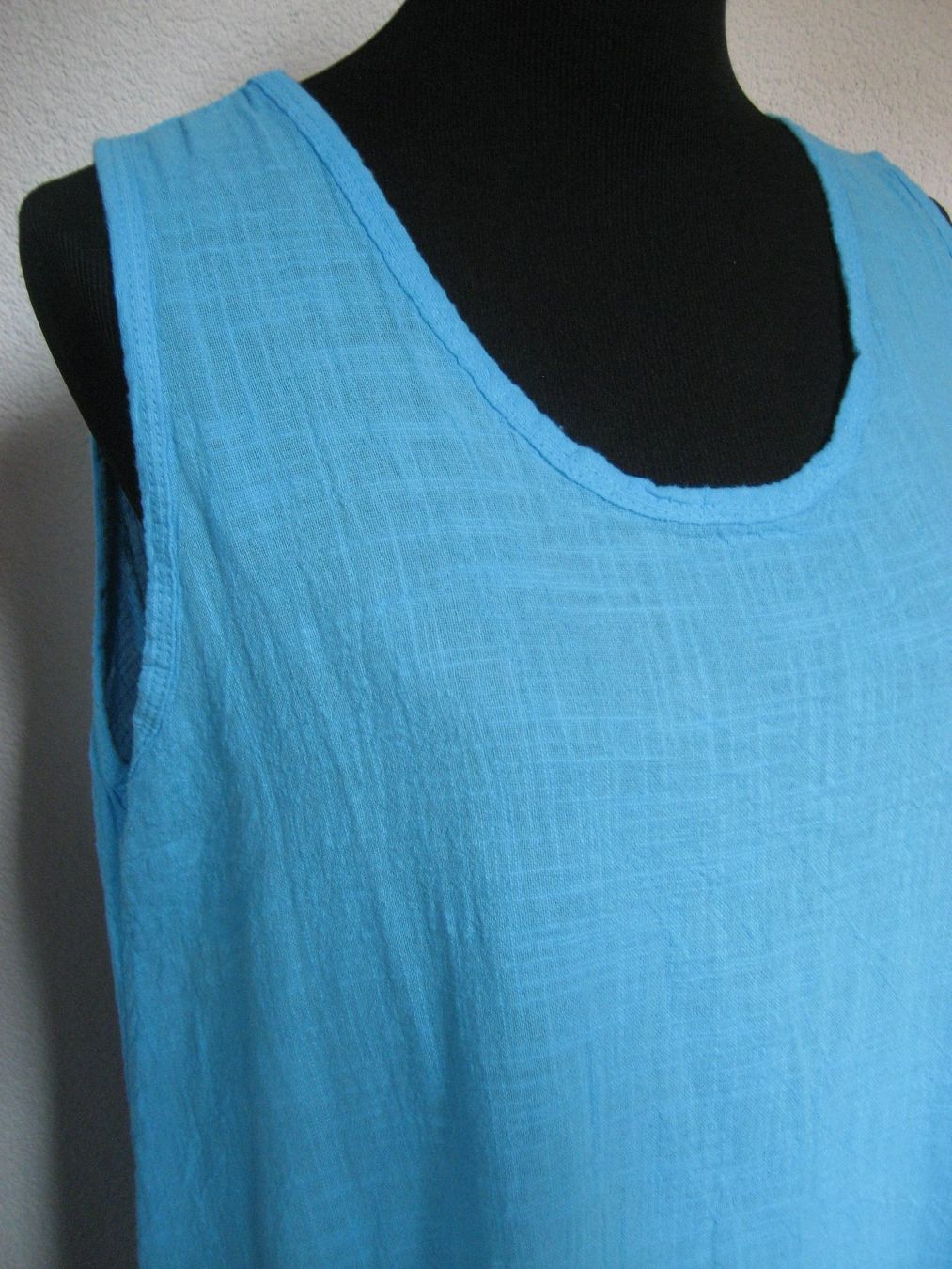 Tuniche: Tunique taille XL – Usato da Delémont venduto da marryb 1