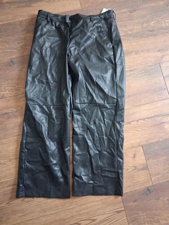 Lederhose Damen Gr sSchwarz NEU ungetragen Herbst Winter 