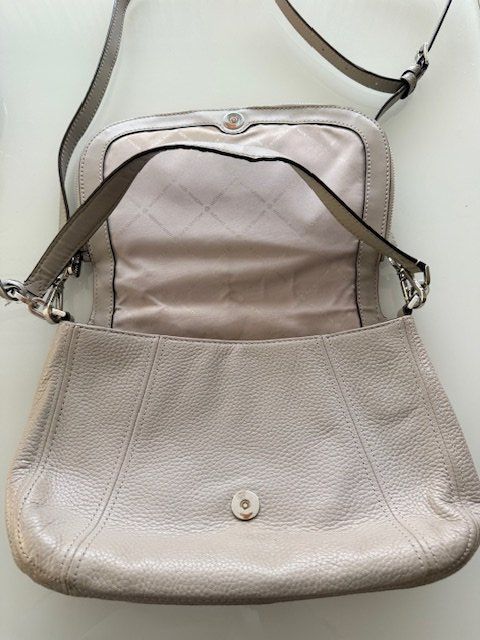 Michael Kors Borse da donna: Michael Kors Ledertasche, hellgrau, neuwertig, Top Herbst... – Usato da Horgen venduto da manoli22 1