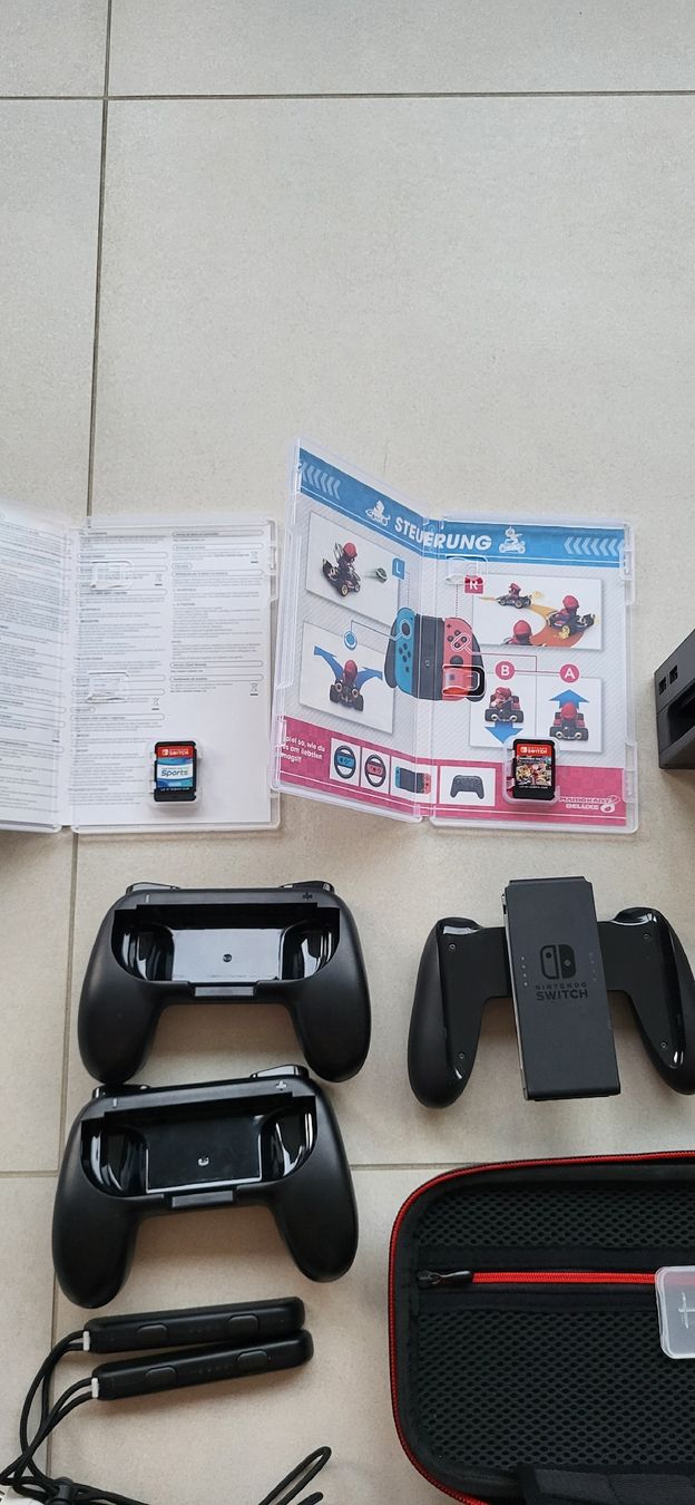 Nintendo Console: Nintendo Switch V2 Komplettset inkl. 2 Spiele – Usato da Euthal venduto da JoGer 2