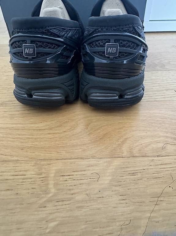 Chaussures femmes: New Balance Loafer Sneaker Grösse 38.5 – D'occasion à Zürich par Phantom667 2