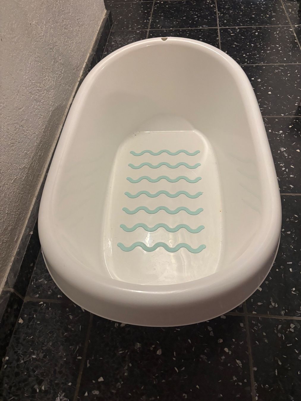 Badewannen: Ikea Babybadewanne – Gebraucht aus Zürich von BaresfureRares
