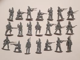 21 Soldats Airfix époque de Napoléon 1815   5 cm
