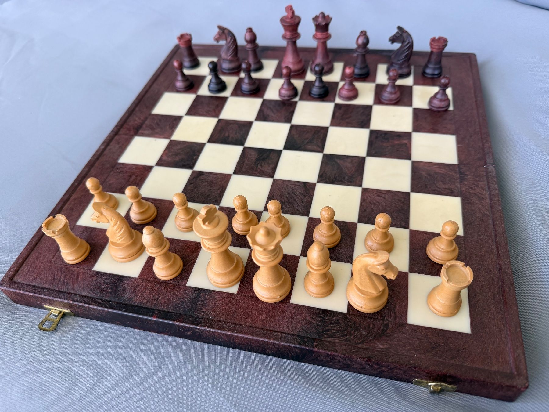 Spiele: Schah Brett mit Figuren – Gebraucht aus St.Gallen von bubo2008 1