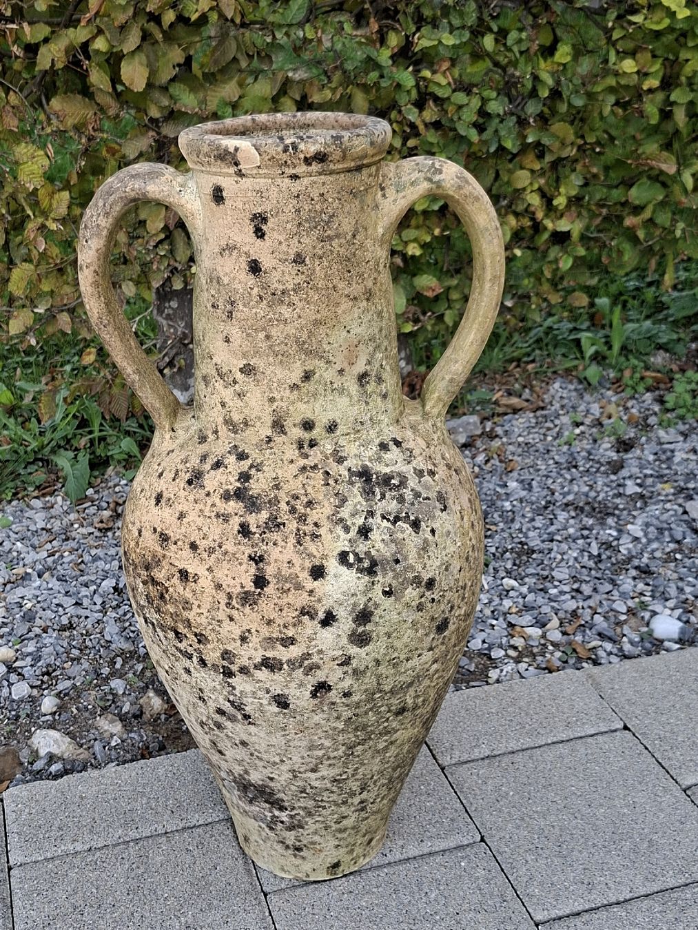 Vasi per fiori: Alter Terracotta Pflanzen /Blumentopf – Usato da Ganterschwil venduto da HeidiuPeter
