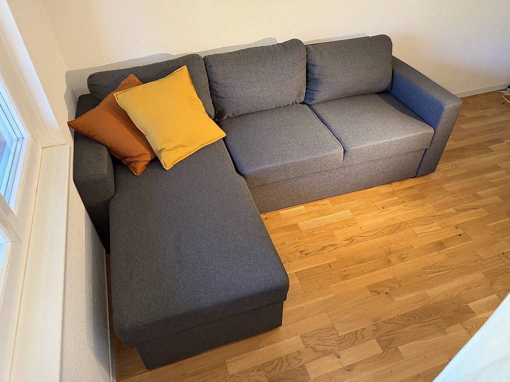 Divani: Bequemes Stoffsofa / Bettsofa  – Usato da Tann venduto da ScottyA 1