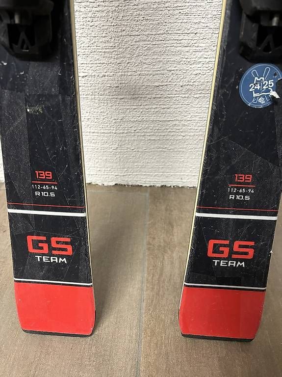 Skis: Stöckli Jugendski – D'occasion à Schlierbach par giulietta69 2