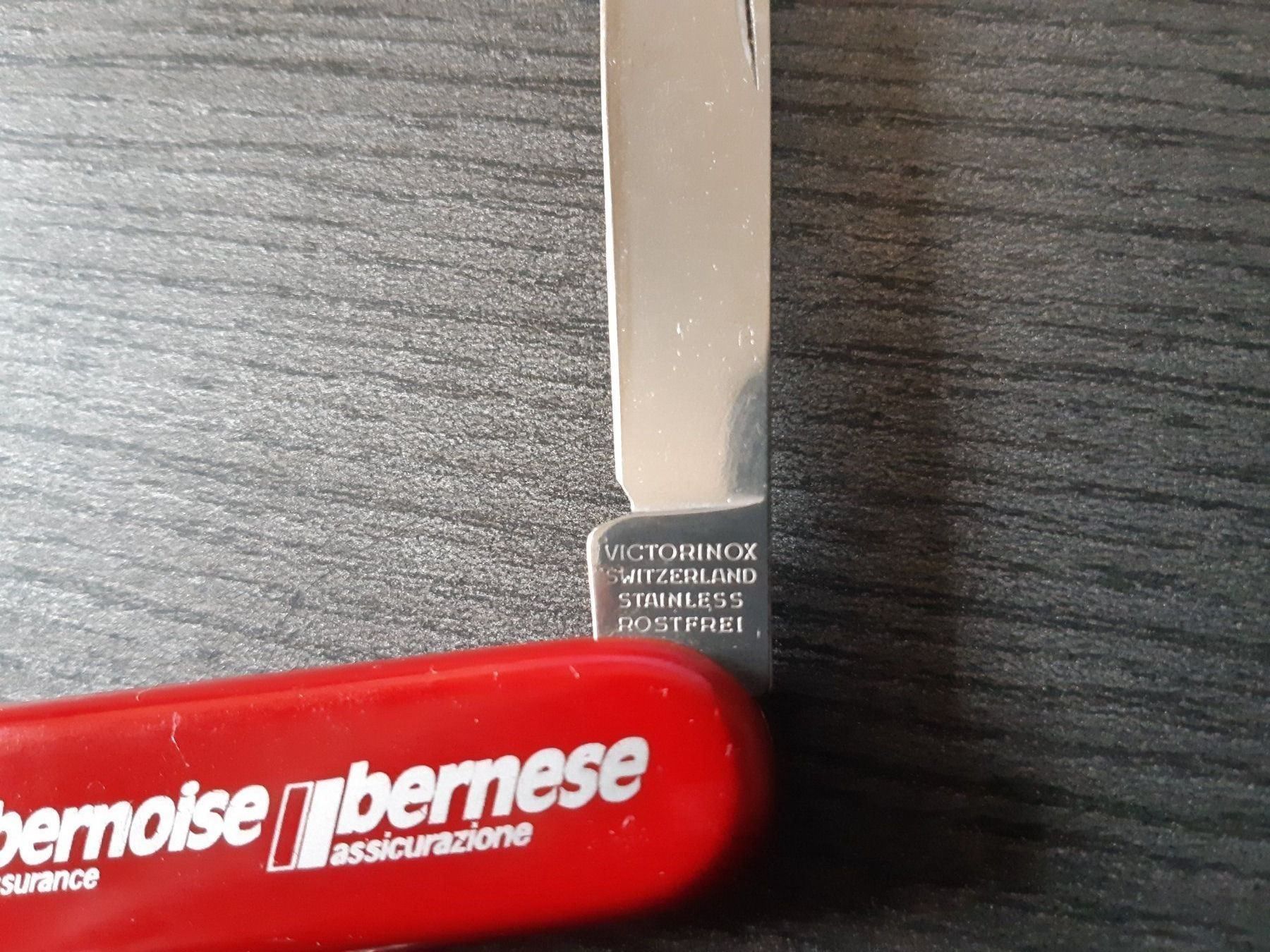 Victorinox Coltelli tascabile: Viktorinox Berner Versicherung – Usato da Grindelwald venduto da carro5 2