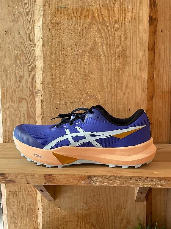 Scarpe da uomo: Men's ASICS FUJI LITE 6 – Usato da Grindelwald venduto da Backdoor_Shop
