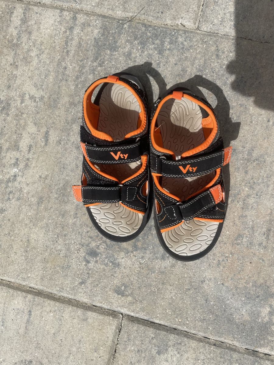 Victory Scarpe per ragazzi: Vty Kindersandalen, Grösse 32 – Usato da Leimbach TG venduto da sarahmaria1985