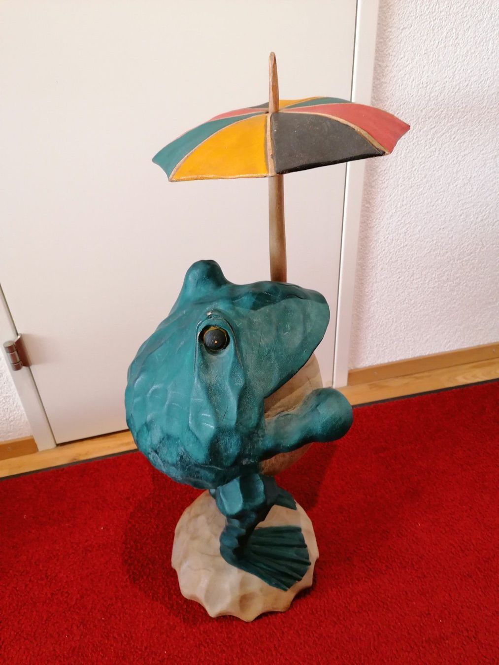 Holzschnitte: Frosch mit Schirm aus Holz geschnitzt – Gebraucht aus Muri AG von goodmood17 3