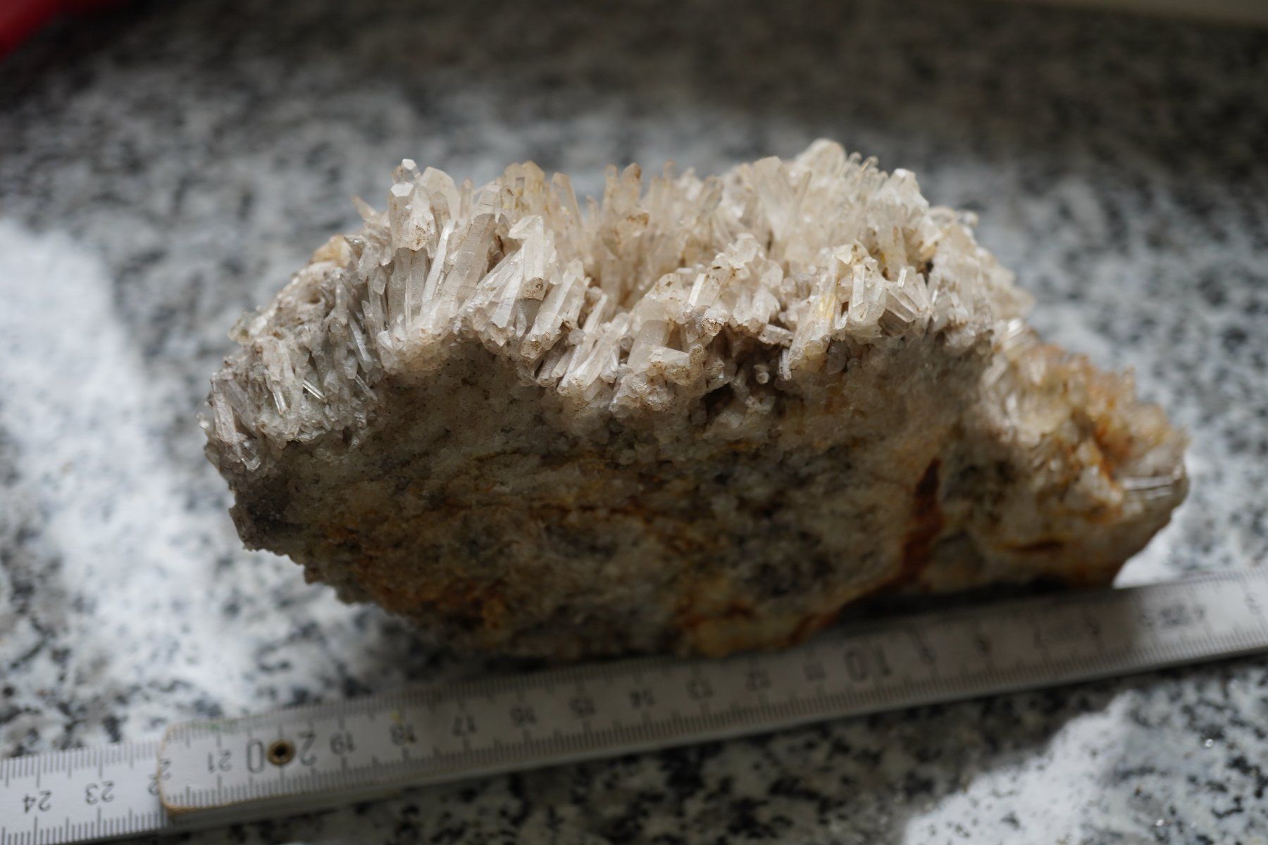 Minerali & Pietre curative: Nadelquarz  AUf Matrix    ab 1.- Rauserverkauf – Nuovo e nell'imballaggio originale da Eschenbach SG venduto da topstone