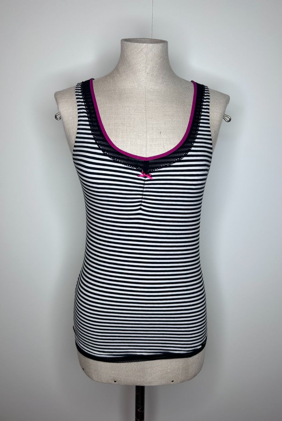 H&M Top: SKINY Top – Usato da St. Gallen venduto da look-twice