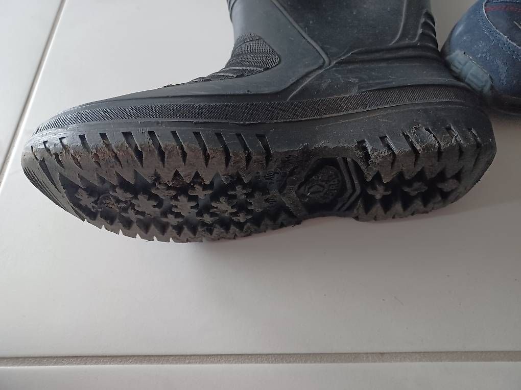 Chaussures garçon: Schuhe/ Gummistiefel gr.38 – D'occasion à Bronschhofen par Katrusja 1