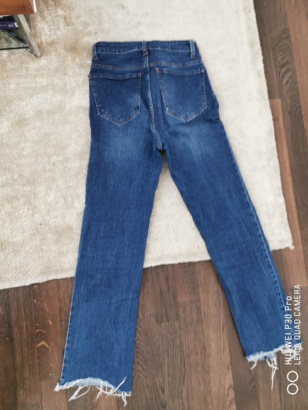 Jeans: Jeans mit Fransen Gr. 34/36, dunkelblau – Neuf (Voir description) à Erlenbach ZH par alisamilana 1