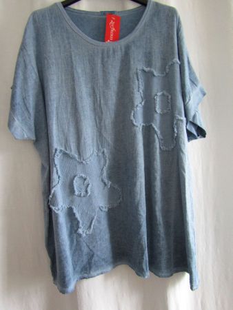 Gr. 48/56, Tunika in jeansblau, Blütenapplikation, LesFreres
