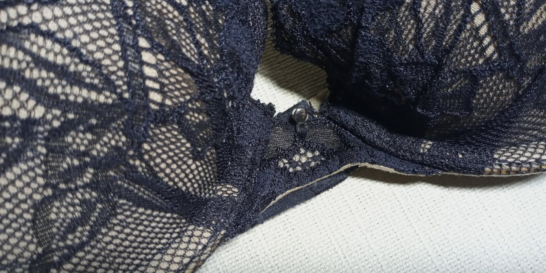 Altra biancheria intima: Maidenform der perfekte Spitzen BH 75B 75C zu Odd Molly – Usato da St. Gallen venduto da Hereplaysmusic 4