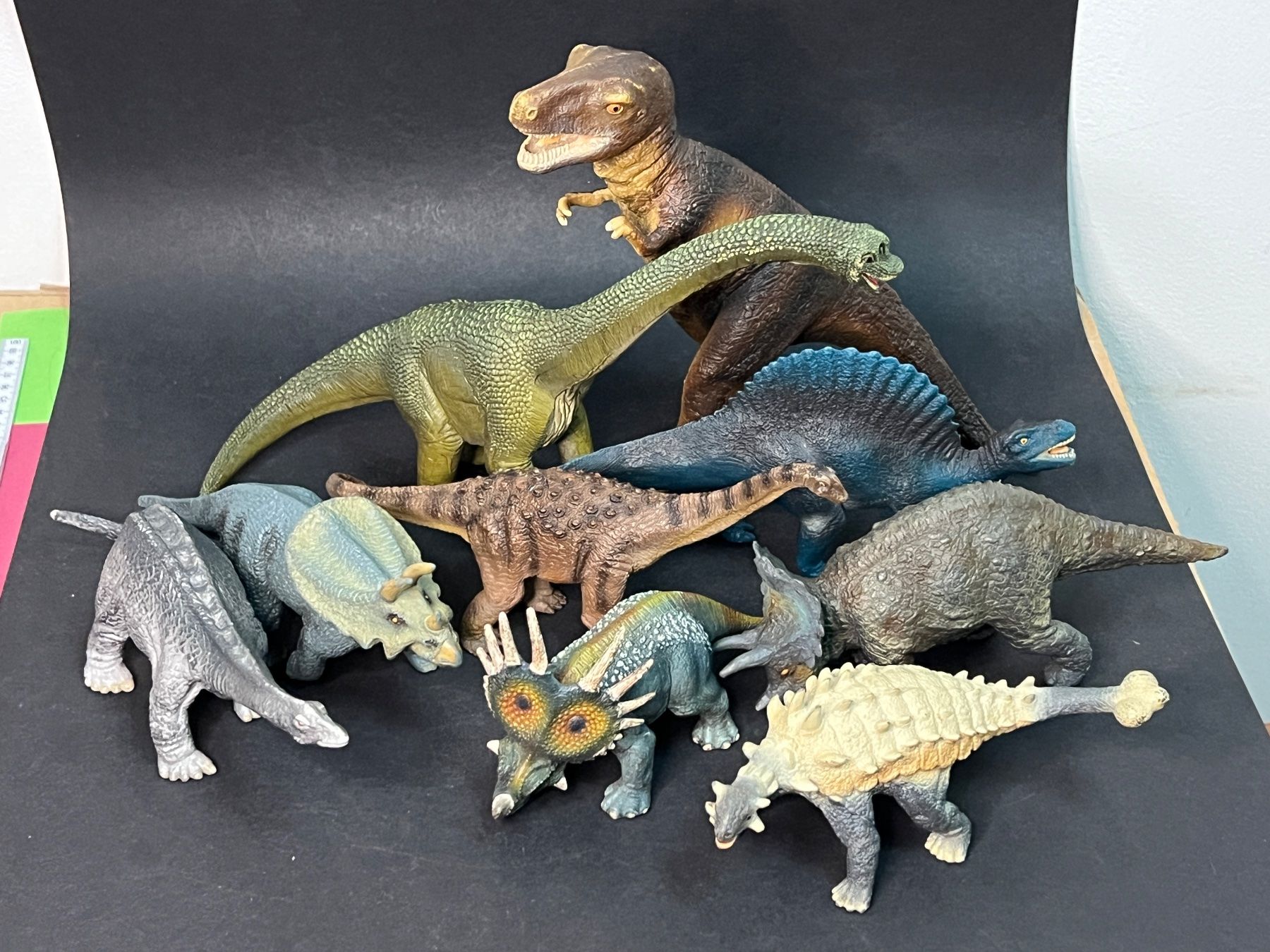 Schleich Statuette: 9 Schleich Dinos Dinosaurier Dino – Usato da Ennetbaden venduto da mapa05