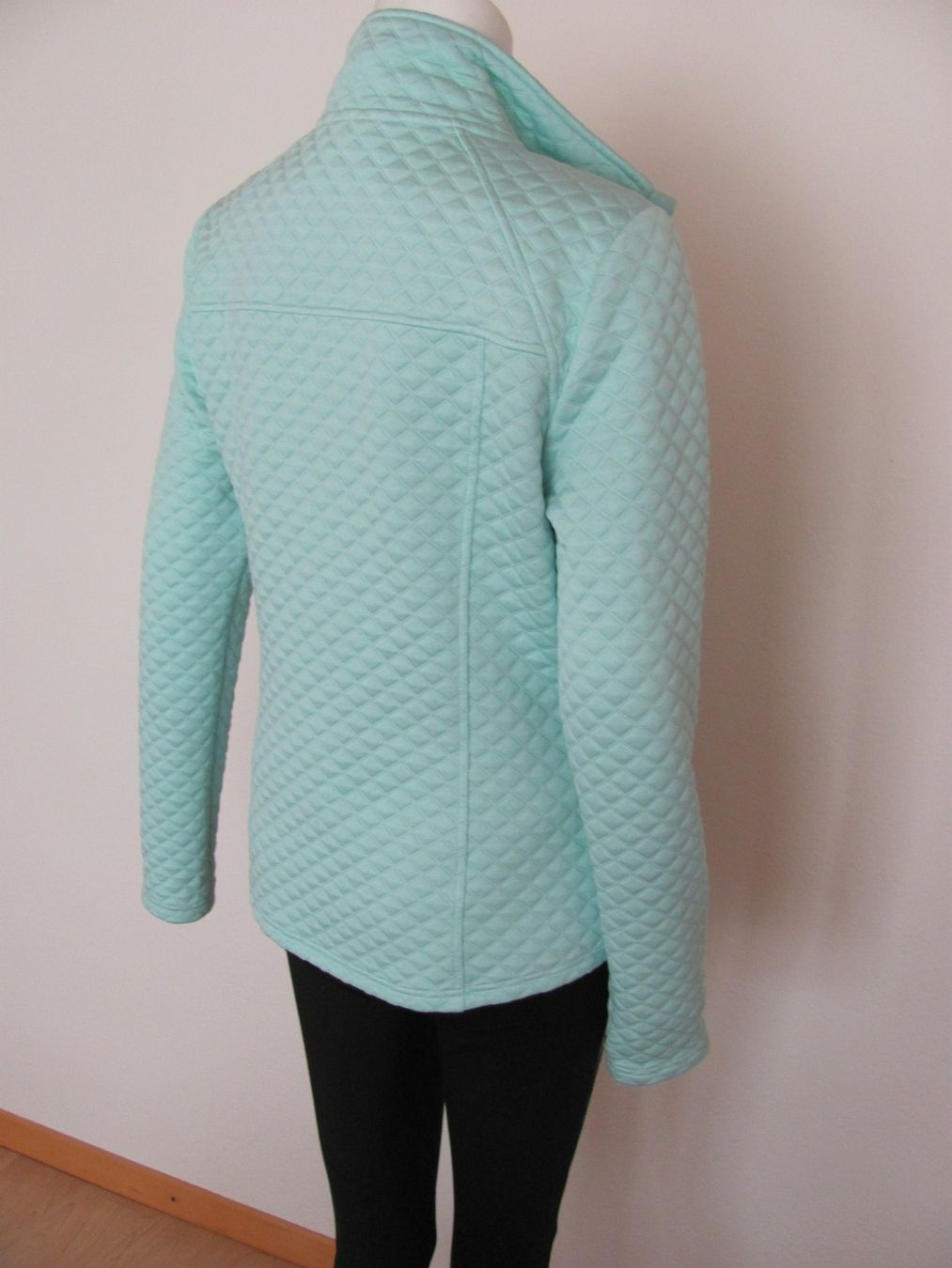 Killtec Giacche: Killtec Frühlingsjacke, mint, Grösse 38, neuwertig – Usato da Gümligen venduto da Fantapanda 4