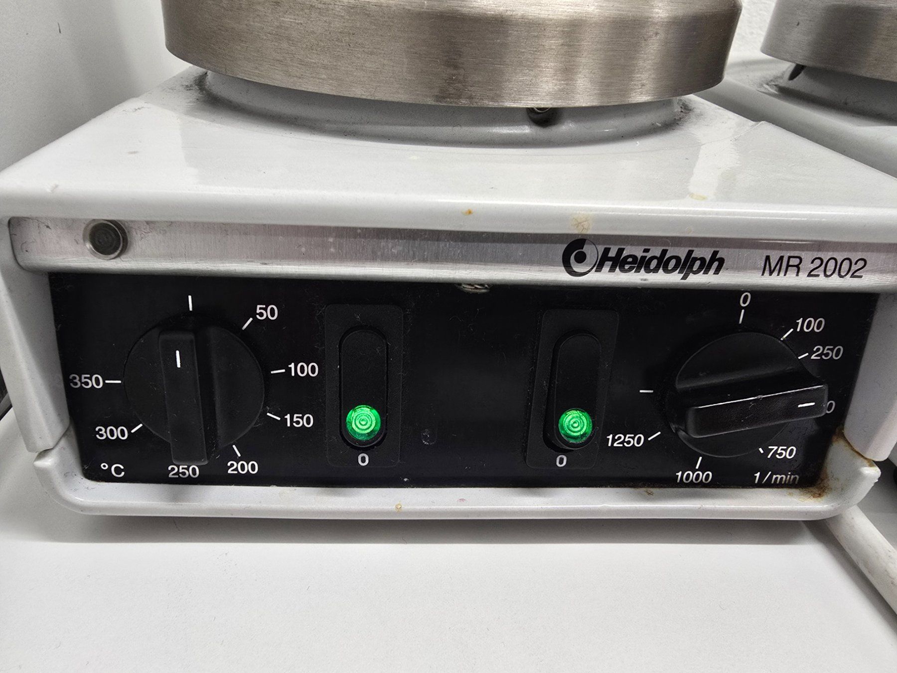 Tutte le macchine: 2er Set Heidolph MR 2002 Magnetrührer – Usato da Niederdorf venduto da LeptonAG_Labor 2