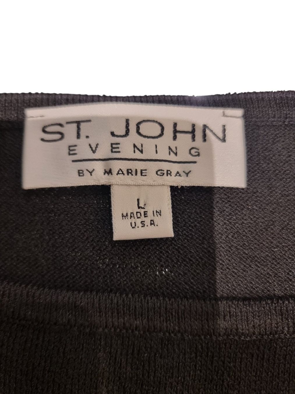 Top: St. John Top mit Strasssteine Neu/Vintage – Nuovo (secondo la descrizione) da Zürich venduto da ANU-AnimalsNeedUs 2
