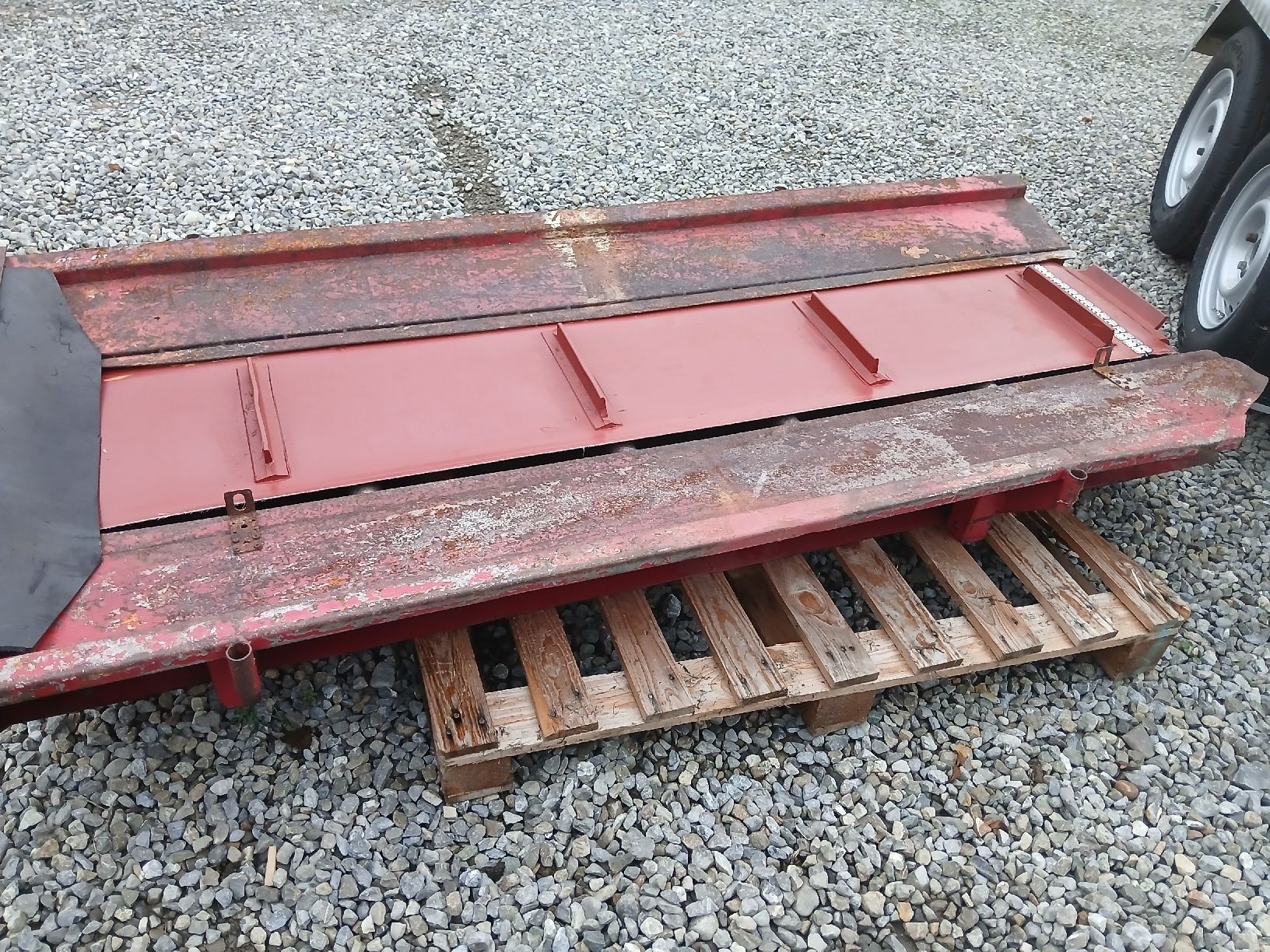 Remorques autochargeuses/d'ensilage: Querförderband Futterwagen – D'occasion à Gränichen par Chregu1070 1