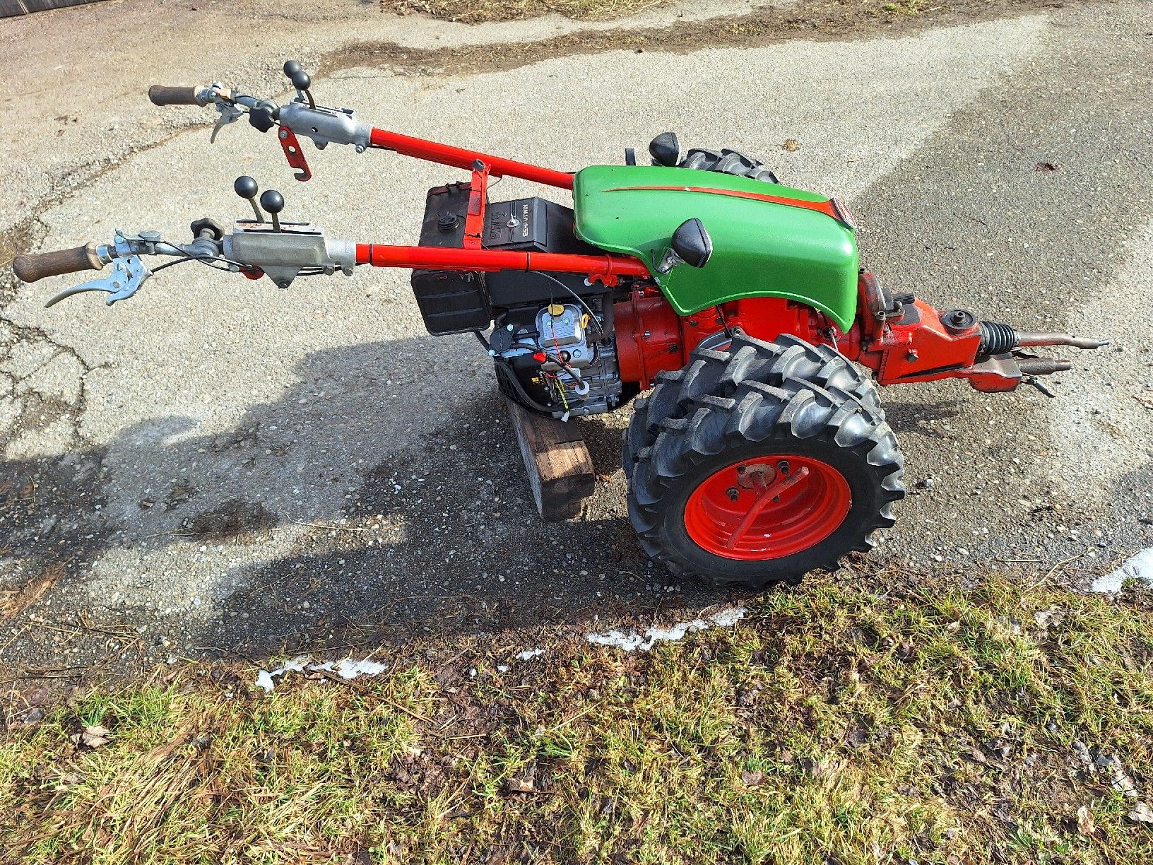 Rapid Tutte le macchine: Rapid 505 mit 16 PS Vanguard Motor – Usato da Rüegsbach venduto da Pel1 2