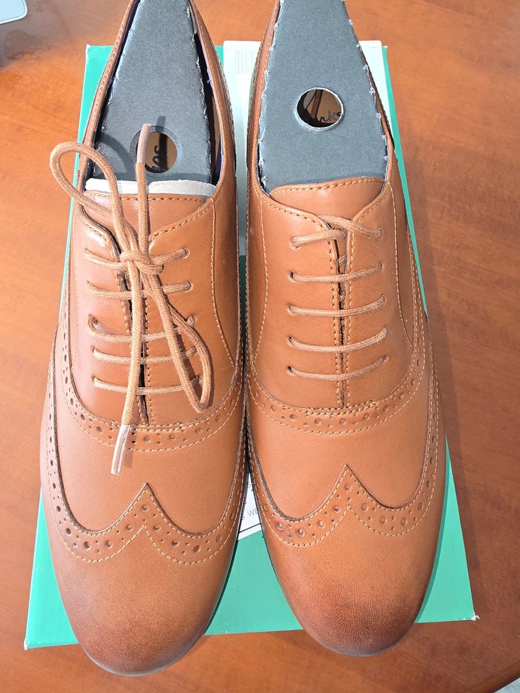 Clarks Scarpe da uomo: CHAUSSURES CUIR MARQUE CLARKS NEUVES – Nuovo e nell'imballaggio originale da CORGEMONT venduto da hoodoo2007