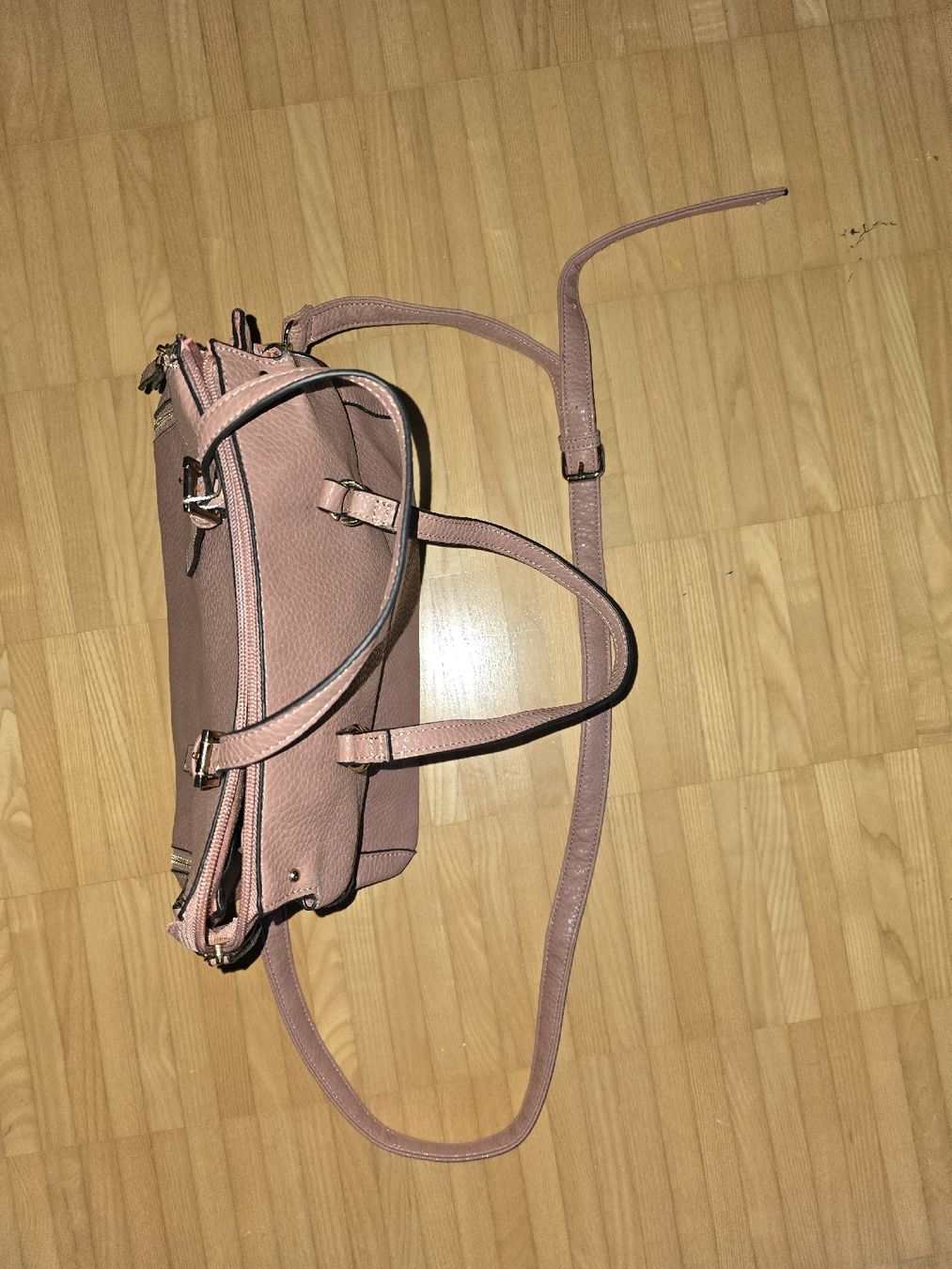 Taschen: Rosa Handtasche, ungetragen – Neu (gemäss Beschreibung) aus St. Gallen von A.W.128 4