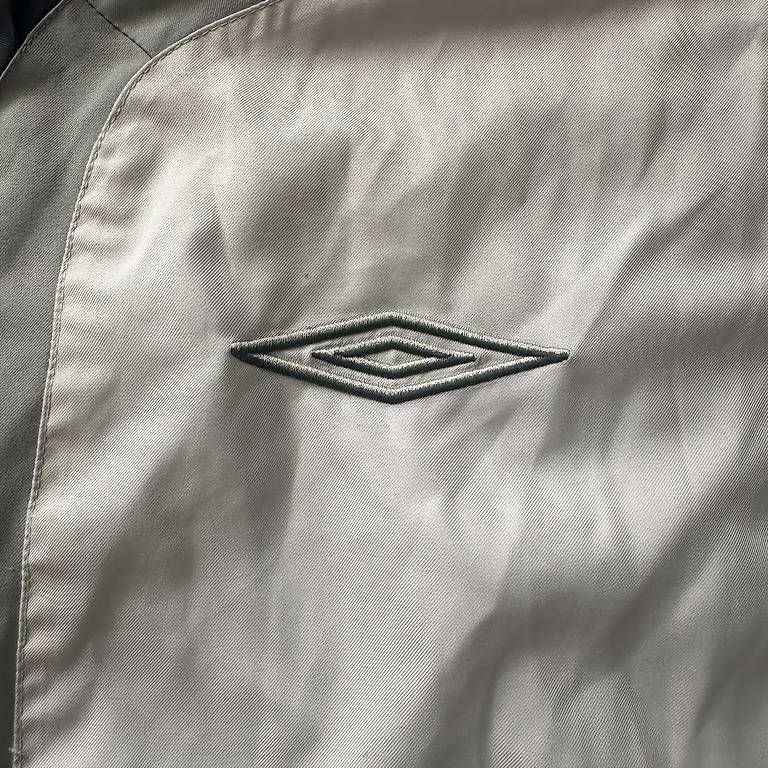 Giacche: Lyon Vintage Trackjacket – Usato da Hettiswil venduto da mat_8jyn 4