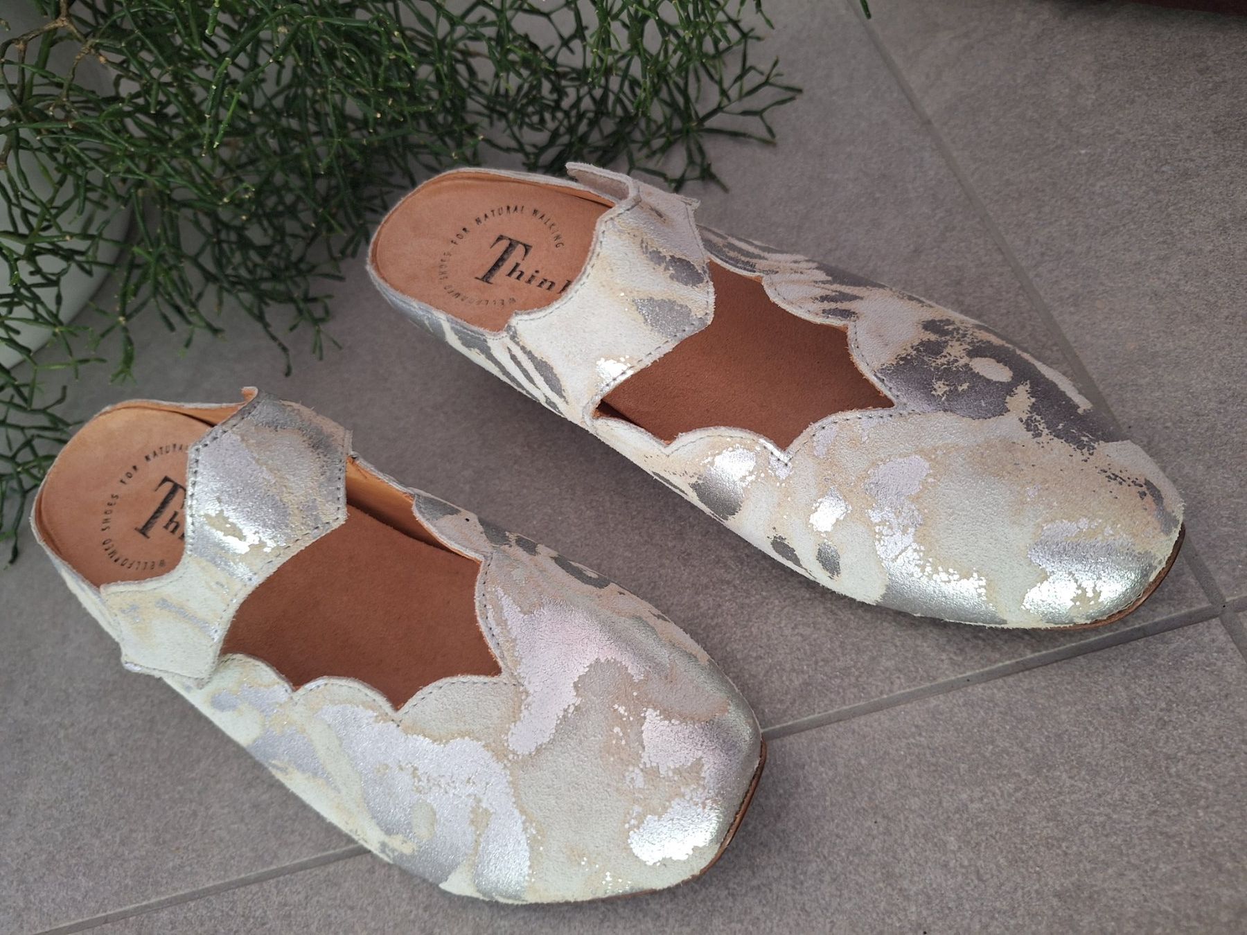 Think Chaussures femmes: Clogs: Marke Think! – D'occasion à Mühlethal par prackendorf 1