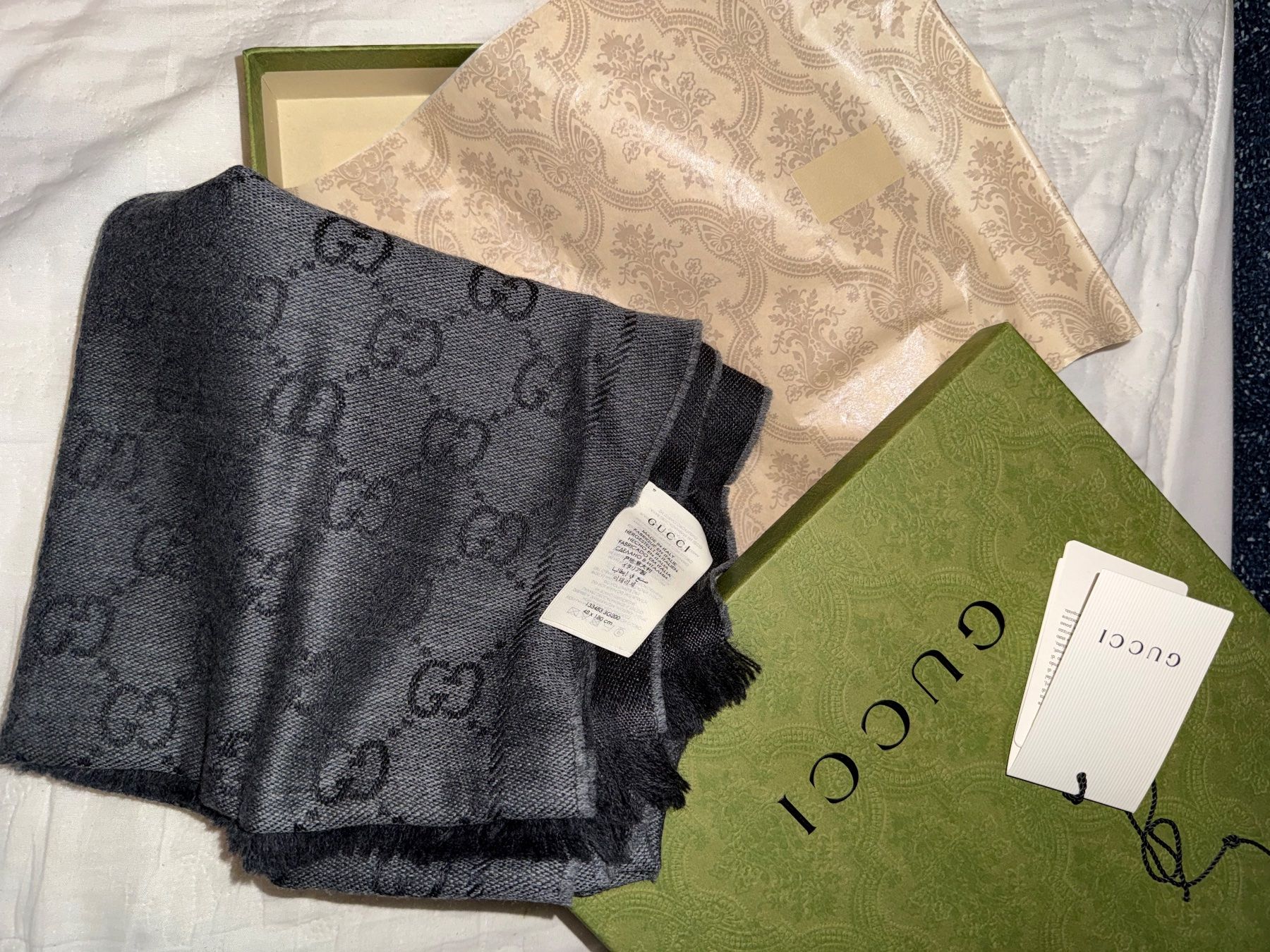 Gucci Foulard & Sciarpe: Gucci Schal (mit Verpackung) – Nuovo (secondo la descrizione) da Burgdorf venduto da arn_z8d7 3