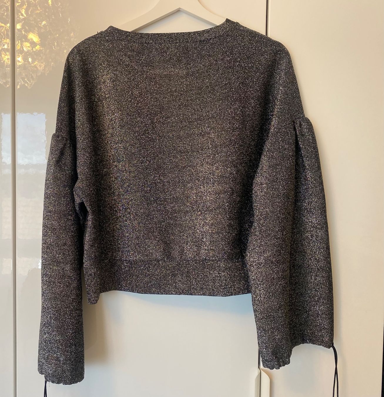 Mango Camicette: Bluse im Silvester Look von Mango (Gr.S) – Usato da Merenschwand venduto da R-R-R 1
