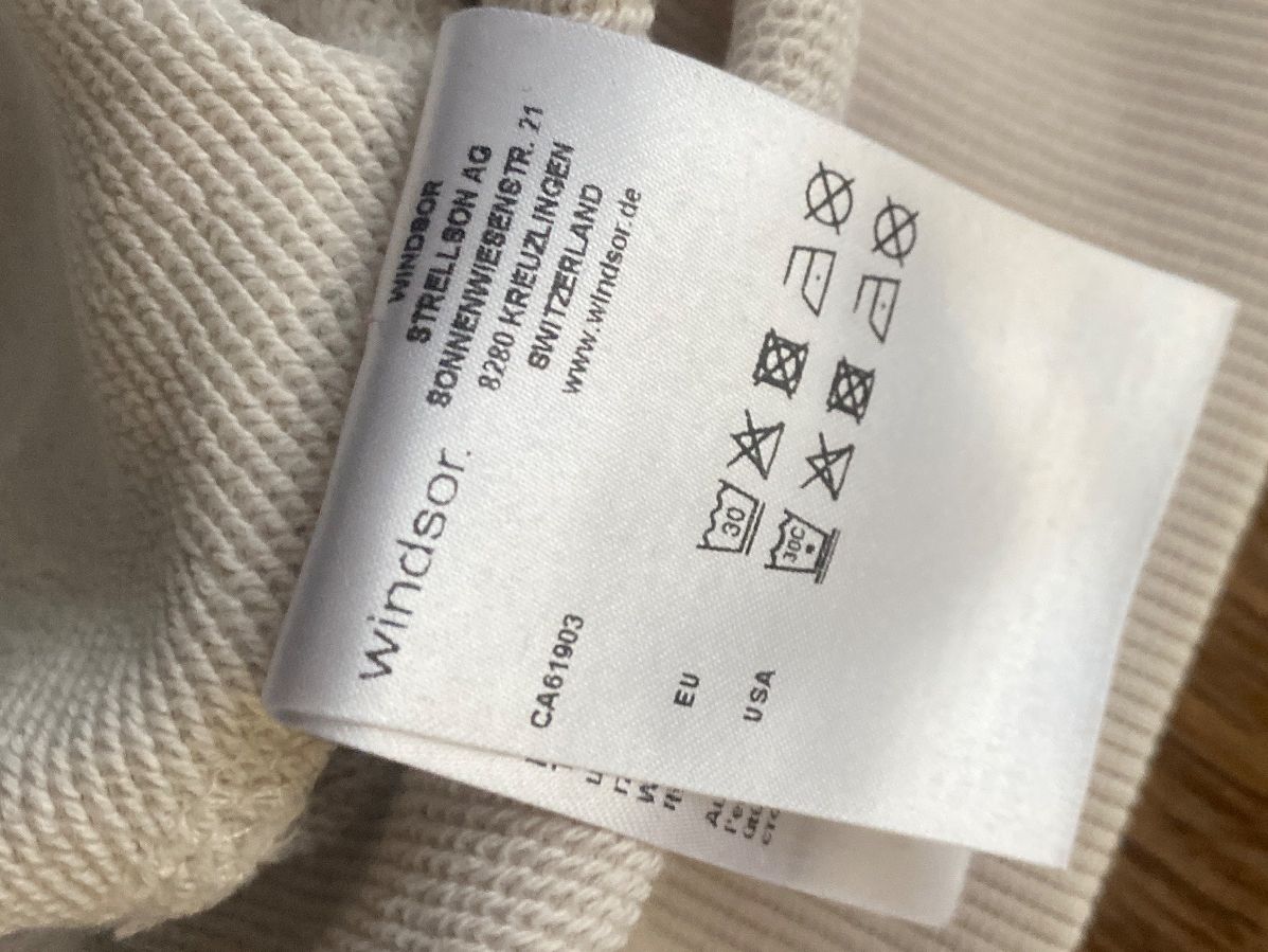 Windsor Maglioni & Felpe: WINDSOR PULLOVER GR.34/oversize ecrù/weiss EDELMARKE – Usato da Frauenfeld venduto da Boldi46 5