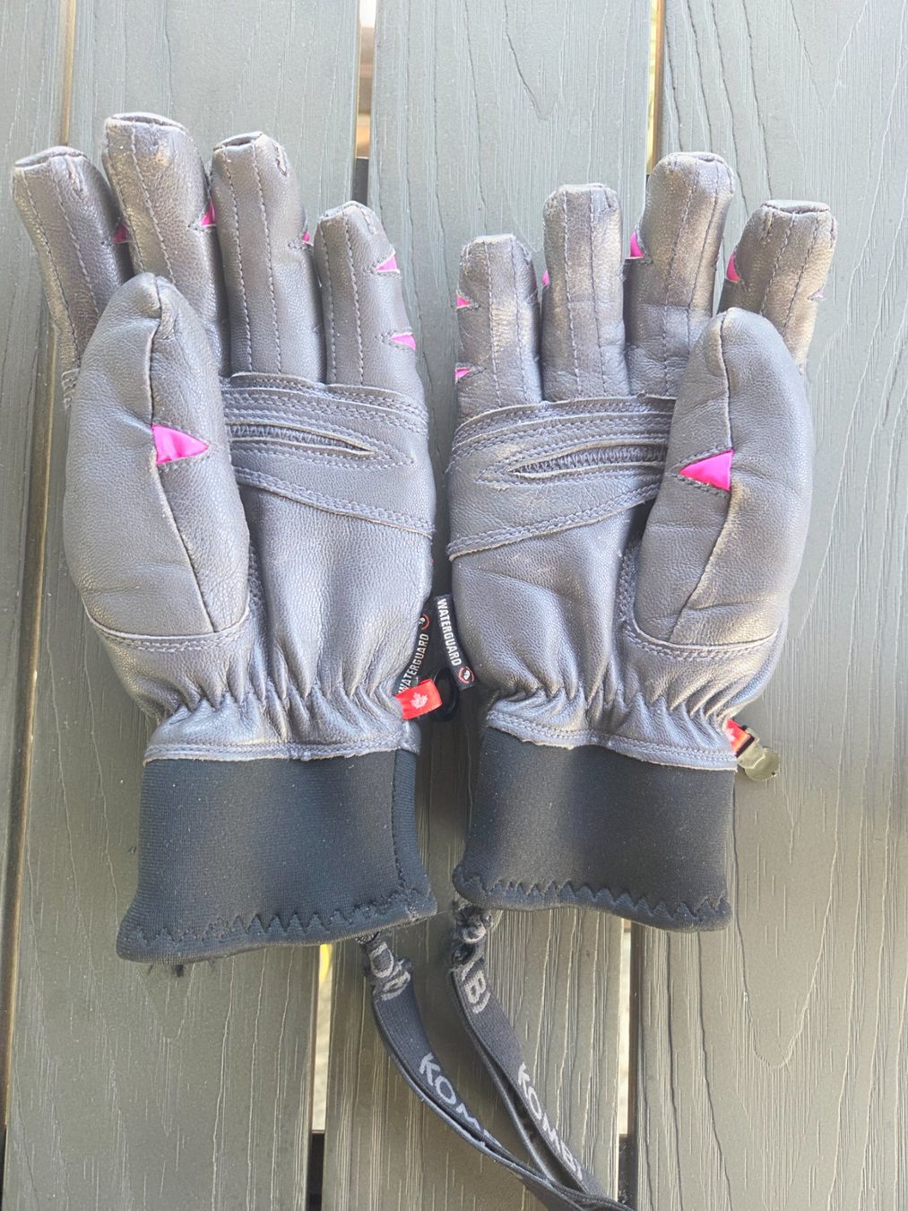 Gants & mitaines : GUANTI DA SCI KOMBI – D'occasion à Giumaglio par sca_8sfv 1