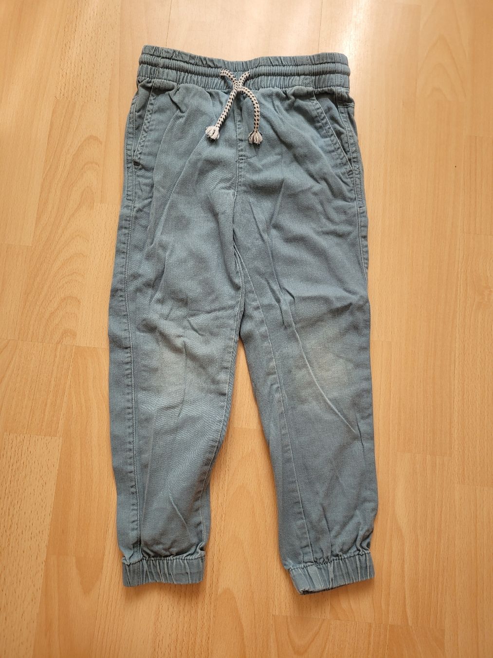 Hosen: Hose gr. 110 – Gebraucht aus Inwil von Flower2325