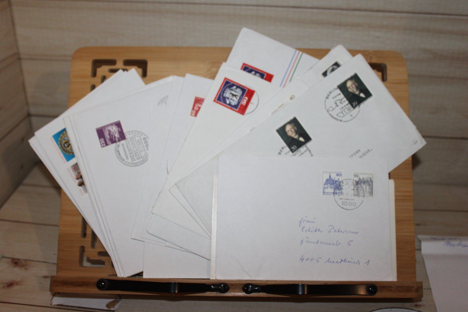 Tutti i francobolli: Berlin - 30 Briefe / FDC teils Sonderstempel – Usato da Kaden venduto da Buchantiquariat
