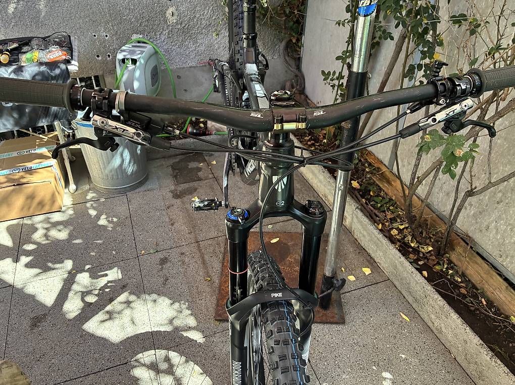 Biciclette: Trek Slash 8 27.5 Enduro  Rahmengrösse M / 17.5 – Usato da Bern venduto da don_zv5x 2