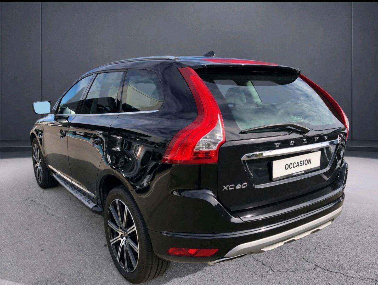 Volvo Automobili: Volvo XC60 D4 Husky edition – Usato da Genève venduto da gonfraytom 2