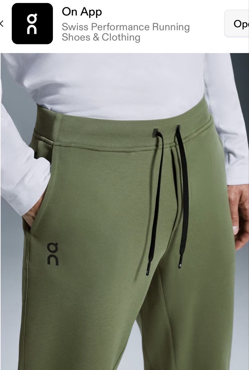 Pantaloni: ON sweatpants – Usato da Lausanne venduto da NYC67 6