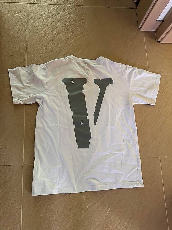 T-shirt: T-Shirt – Usato da Pfäffikon ZH venduto da gattomatto 1