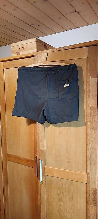 Switcher Pantaloni: Switcher Shorts für Damen – Usato da Dagmersellen venduto da zah_s5vh 1
