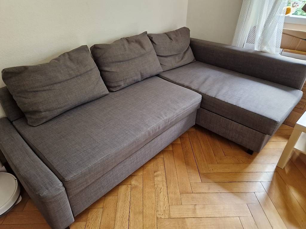 Sofas: IKEA FRIHETEN Eckbettsofa mit Bettkasten  gratis – D'occasion à Bern par dsarajcic