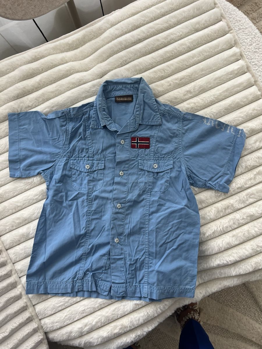 Napapijri Chemises, T-shirts & Polos: NAPAPIJRI HEMD BLAU GR 4/104 – D'occasion à Basel par theo-g77
